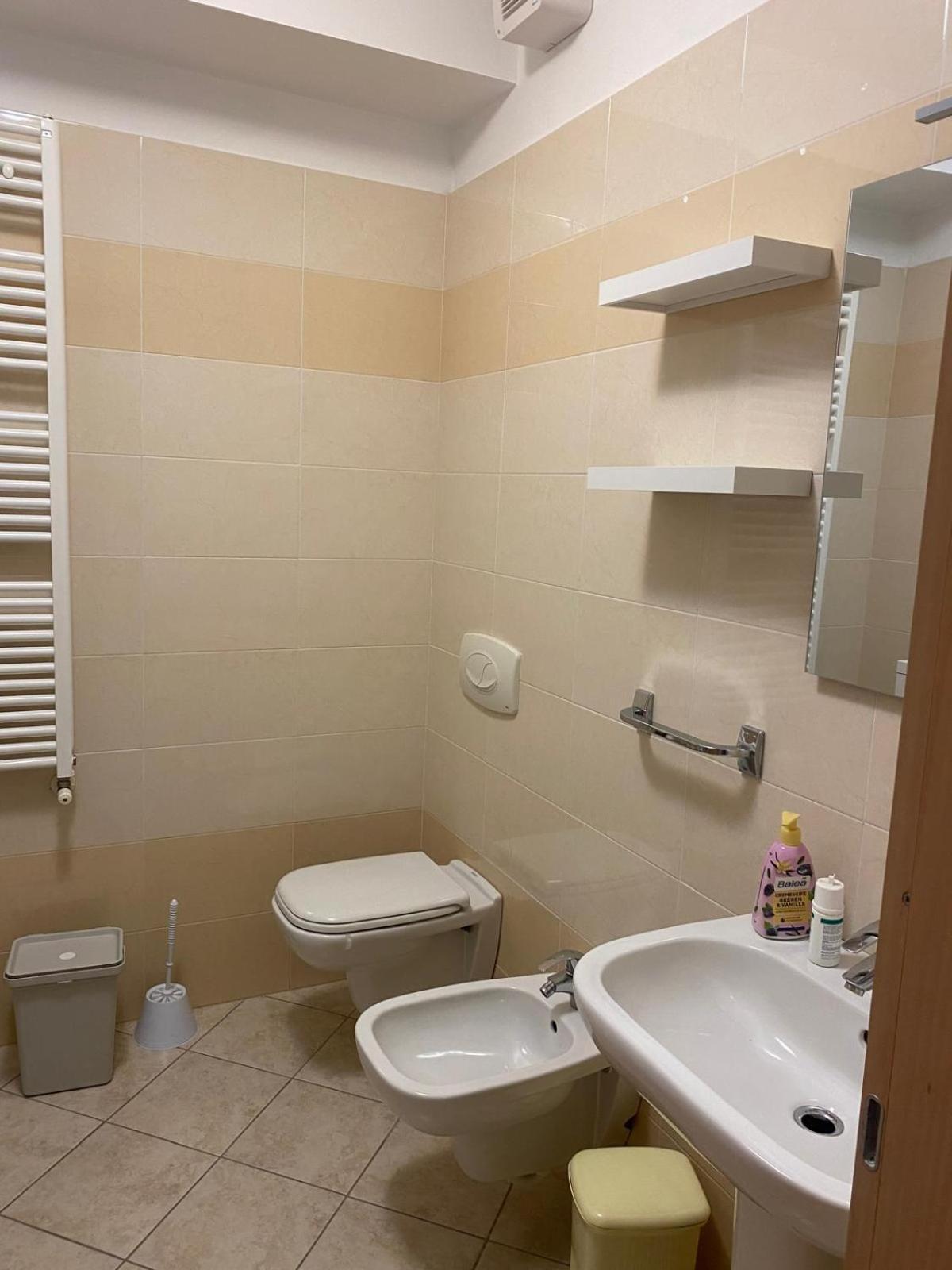 Alma Apartment Sirmione Habitación foto