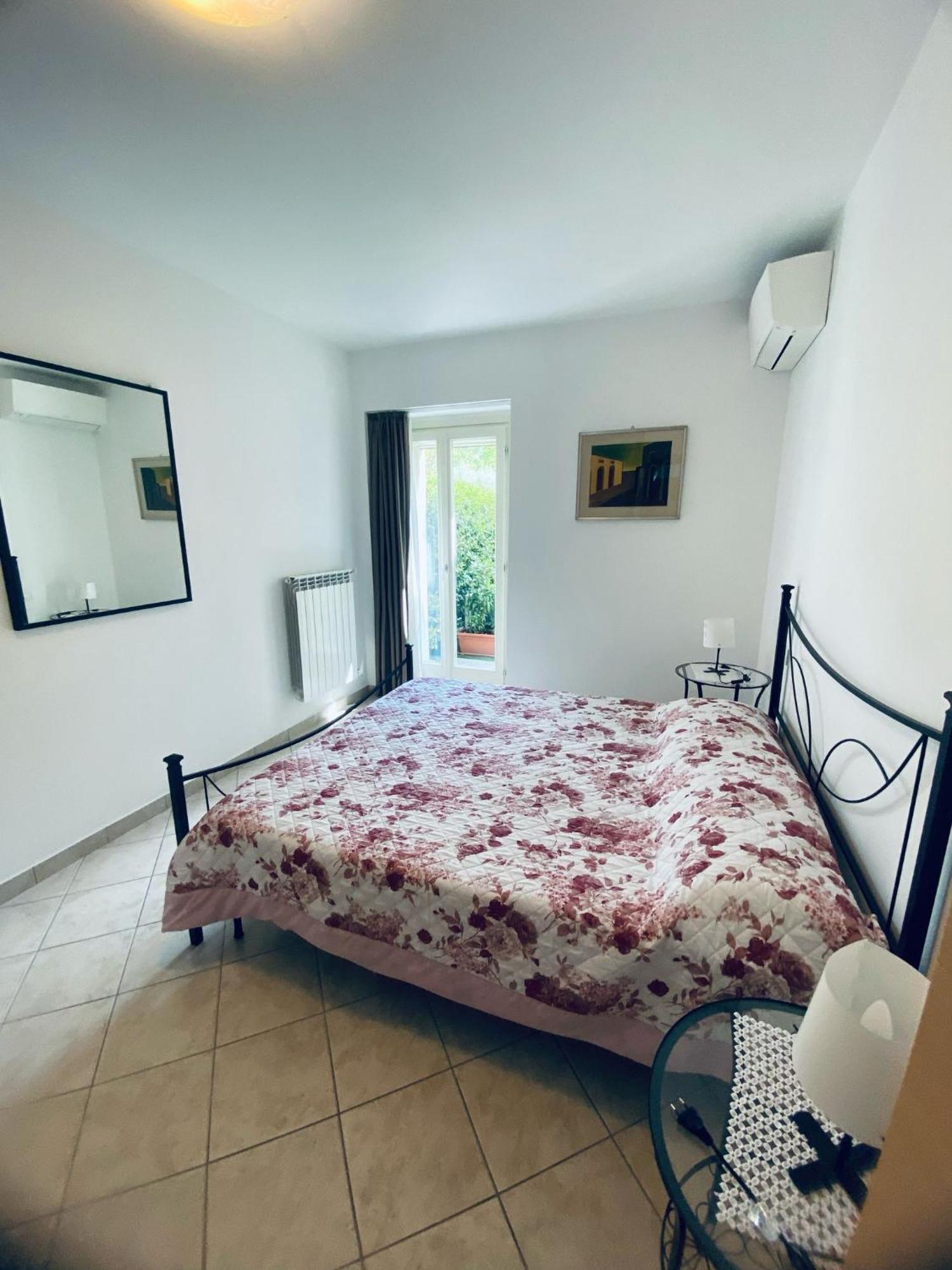 Alma Apartment Sirmione Habitación foto