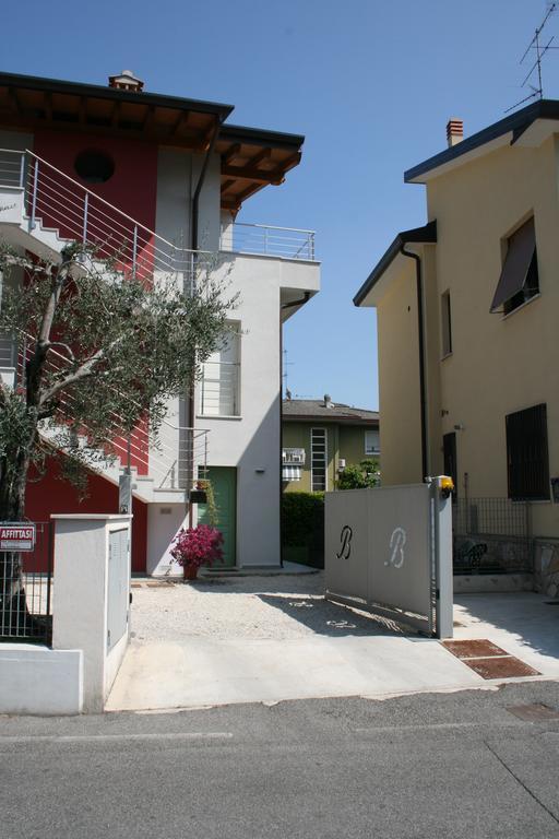 Alma Apartment Sirmione Exterior foto